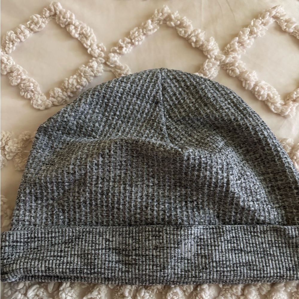 Lululemon Athletica Grey Textured Beanie